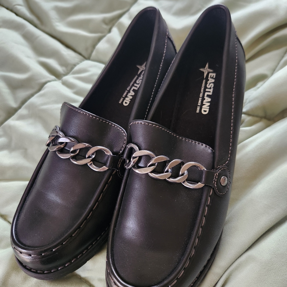 Eastland Black Loafers with Silver Chain Accent